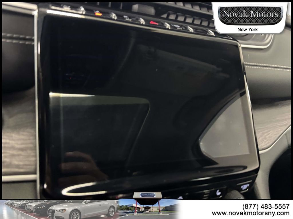 Used 2022 Jeep Grand Cherokee Limited image 23