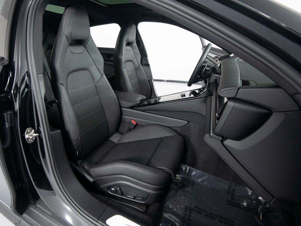 New 2026 Porsche Panamera 4 image 34