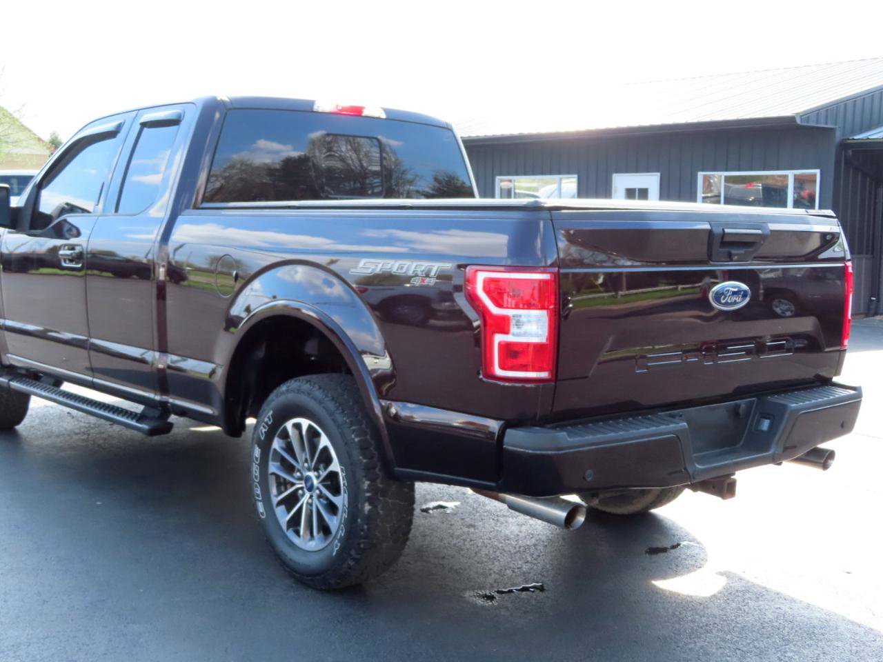 Used 2018 Ford F150 XLT w/ Equipment Group 302A Luxury image 19