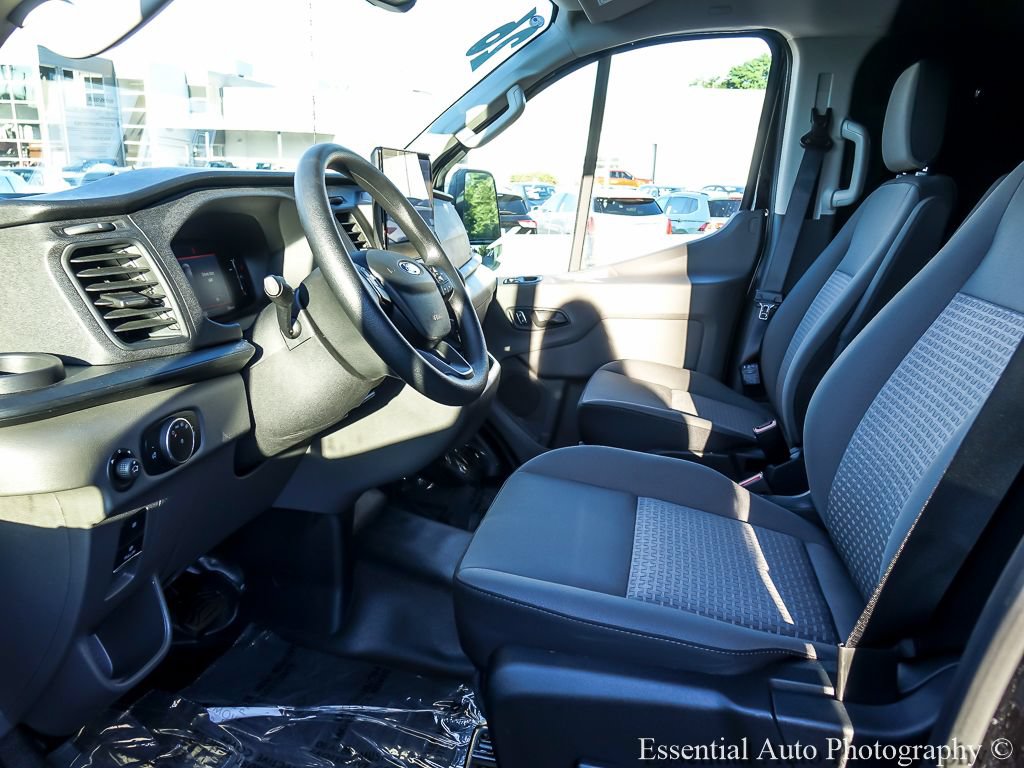 Used 2026 Ford Transit 350 148 Low Roof AWD image 9