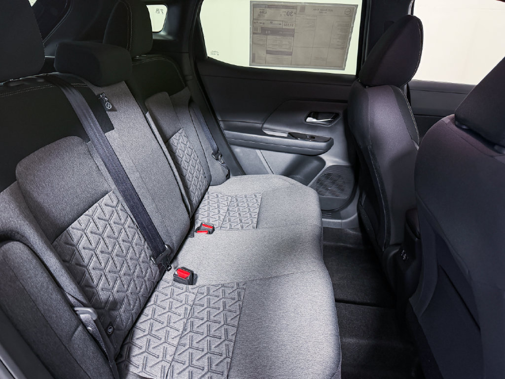 New 2027 Nissan Kicks SV AWD/4WD image 27
