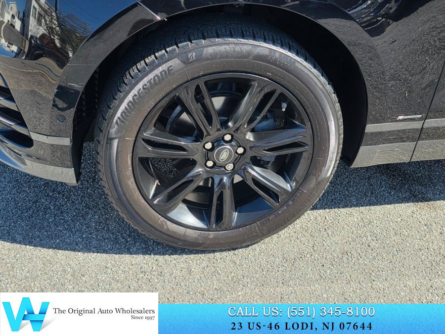 Used 2018 Land Rover Range Rover Velar R-Dynamic SE AWD/4WD image 9