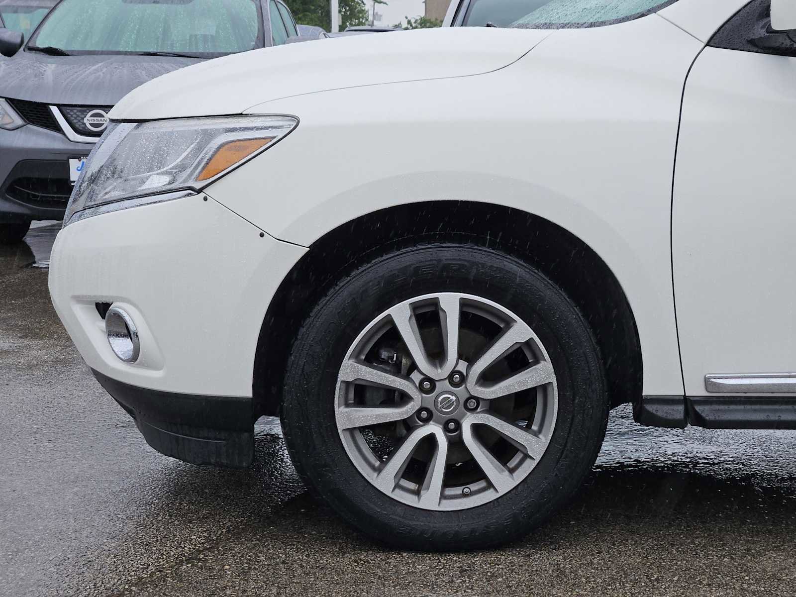 Used 2014 Nissan Pathfinder SL w/ SL Premium Package image 8