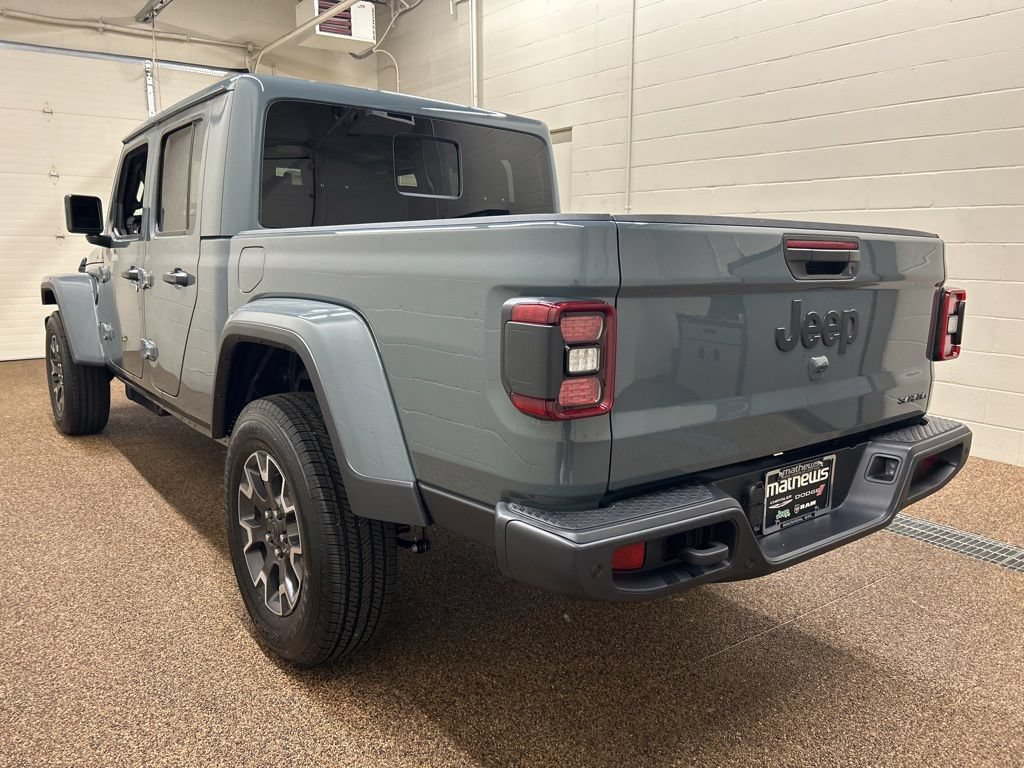 New 2026 Jeep Gladiator Sport AWD/4WD image 4