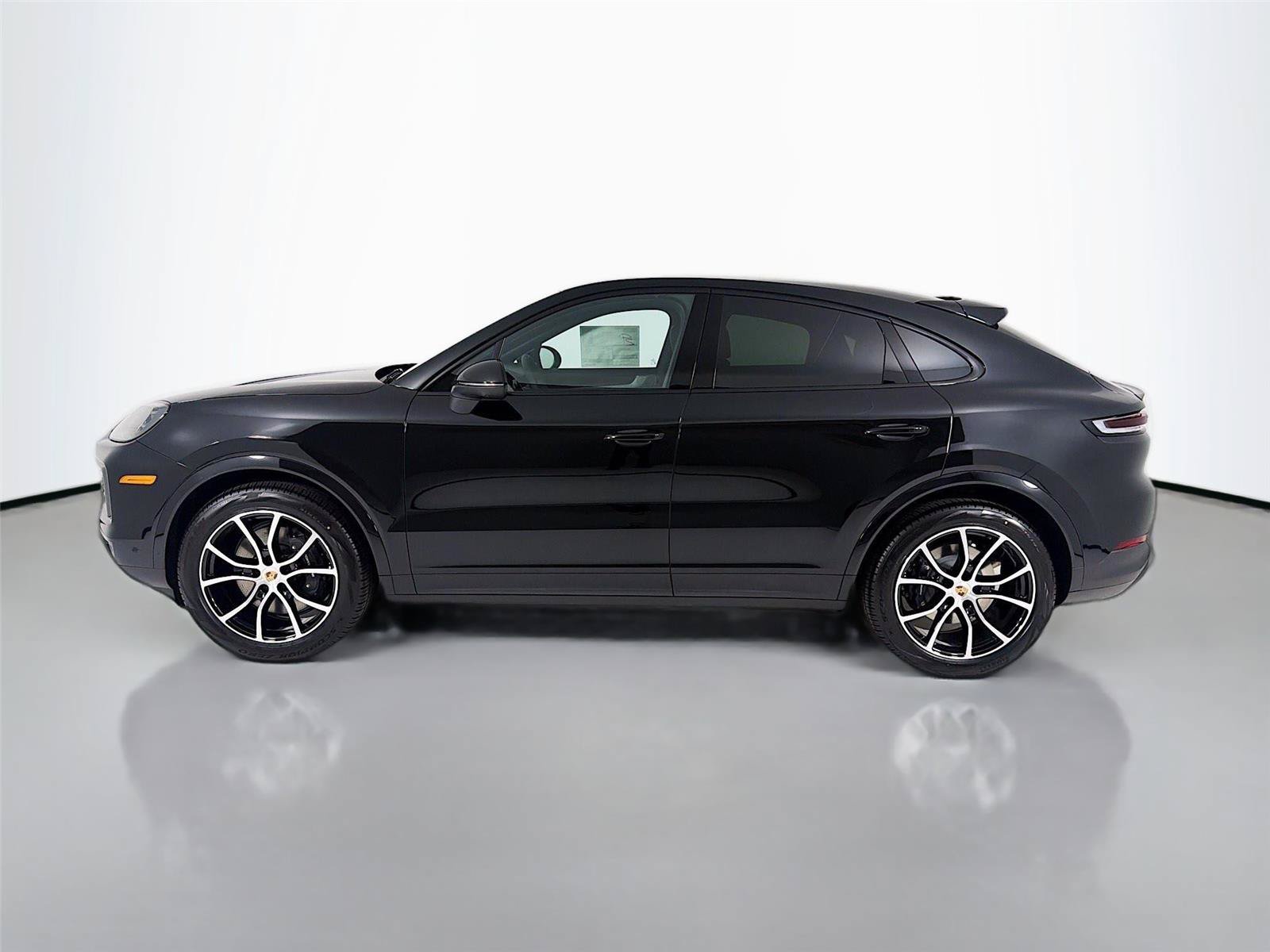 New 2026 Porsche Cayenne Coupe AWD/4WD image 2