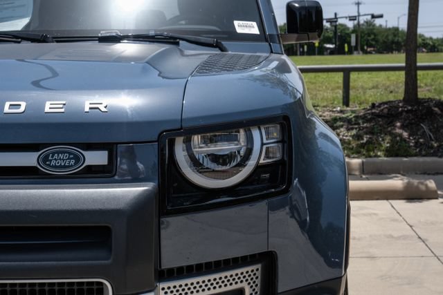 Used 2021 Land Rover Defender 110 AWD/4WD image 55
