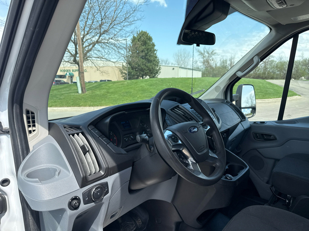 Used 2018 Ford Transit 250 148 Medium Roof w/ Interior Upgrade Package image 17