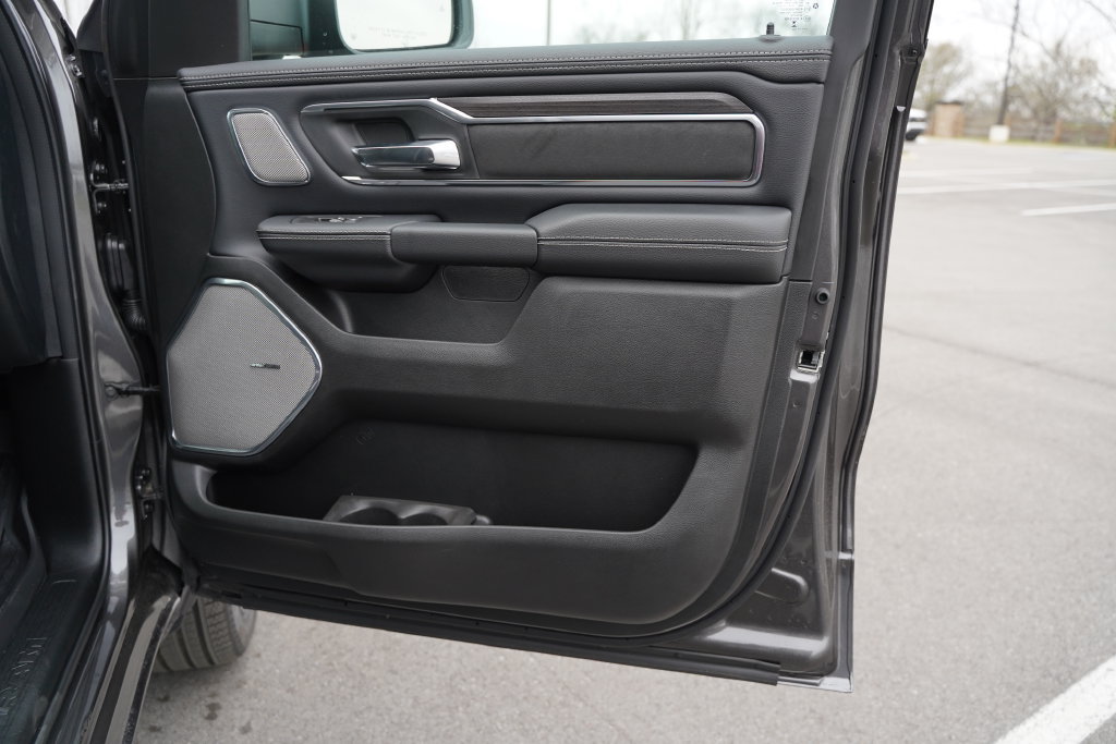 New 2026 RAM 1500 Laramie w/ Night Edition AWD/4WD image 19