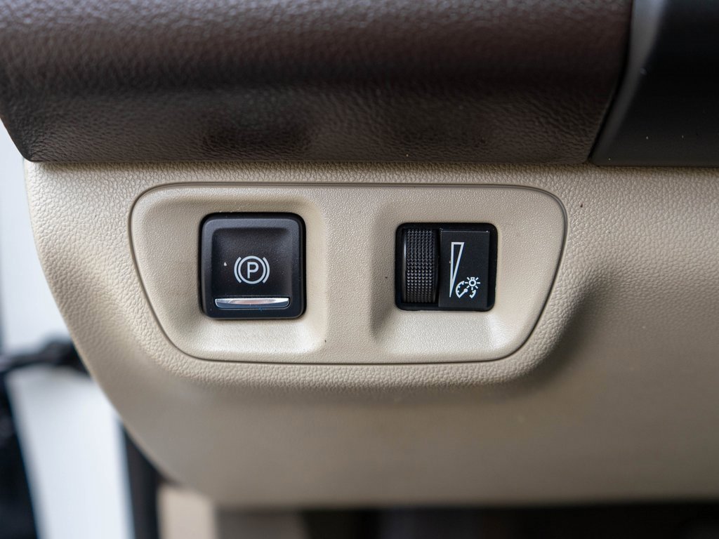 Used 2017 GMC Acadia Denali w/ Technology Package image 21