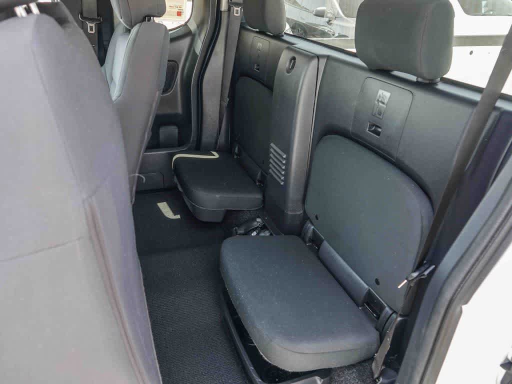 Used 2024 Nissan Frontier S w/ Technology Package RWD image 17