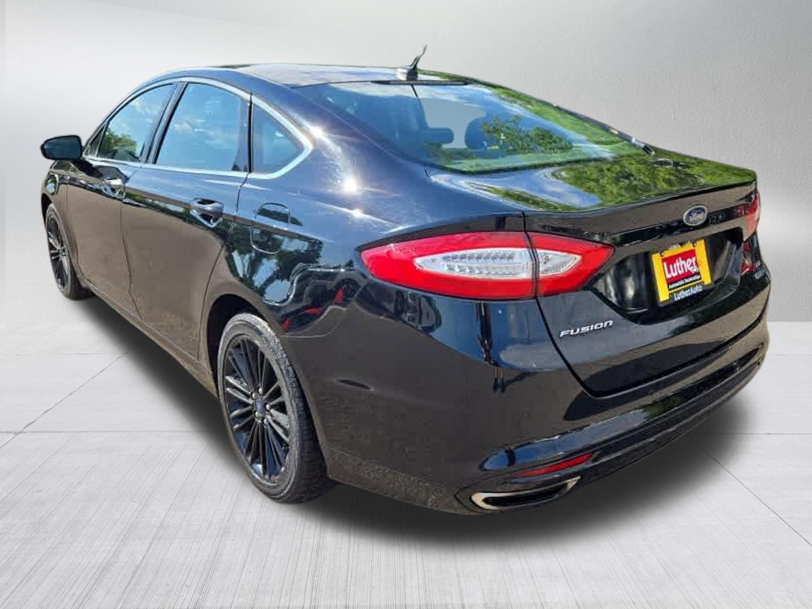 Used 2016 Ford Fusion SE w/ Equipment Group 202A AWD/4WD image 5