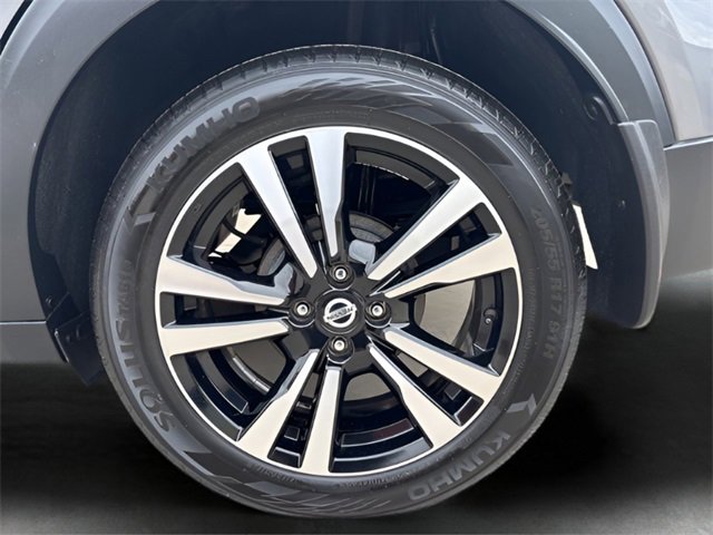 Used 2020 Nissan Kicks SV image 9