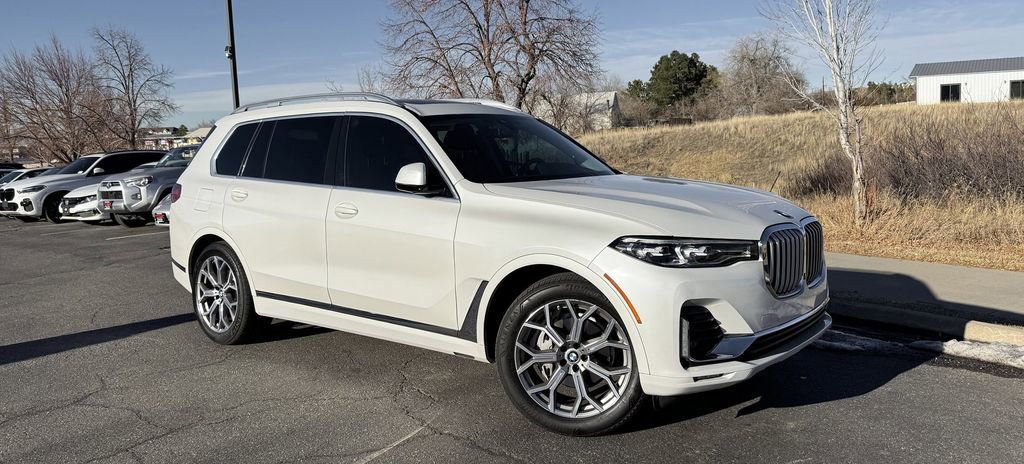 Used 2022 BMW X7 xDrive40i image 2