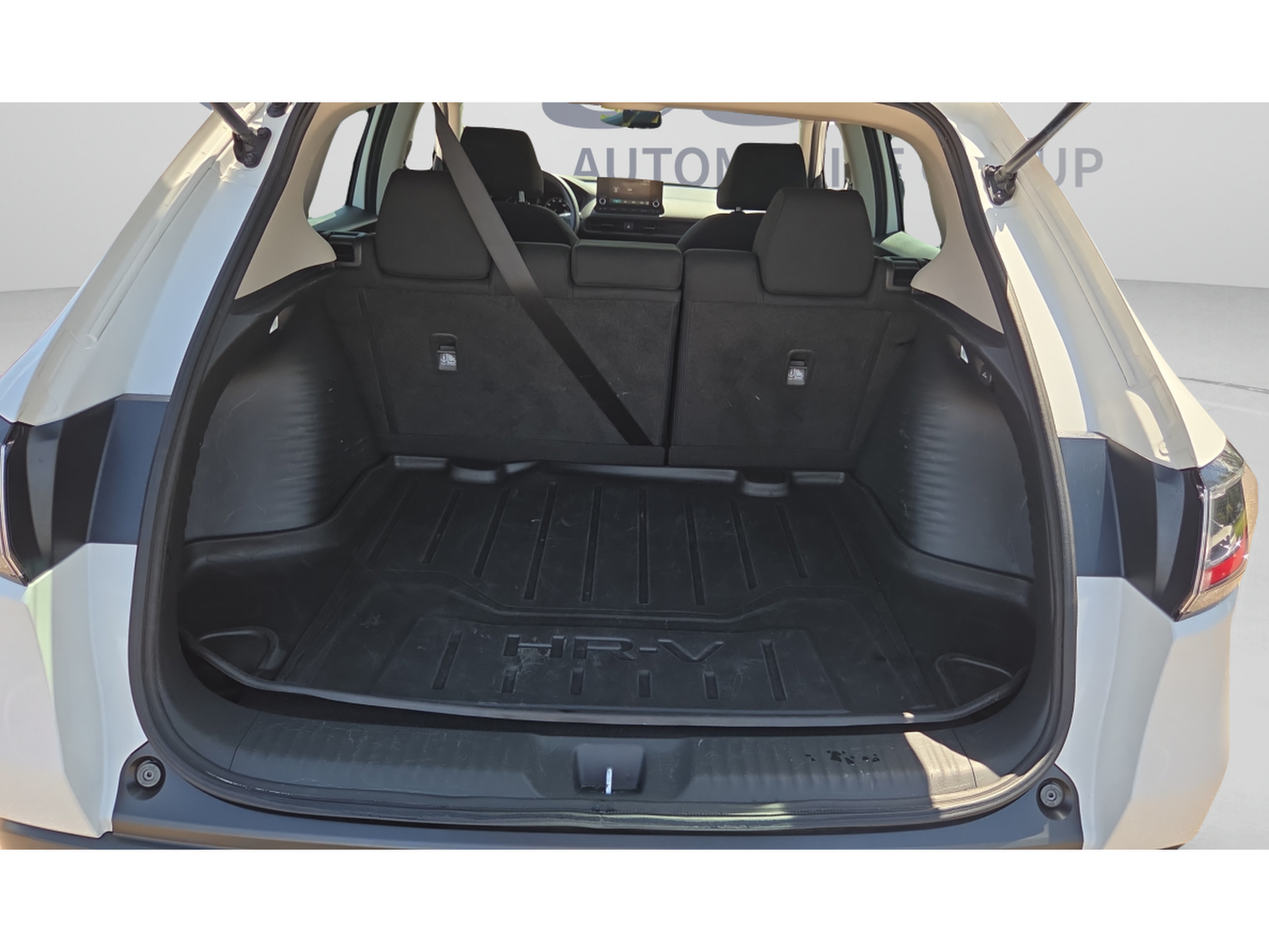 Certified 2024 Honda HR-V LX image 13
