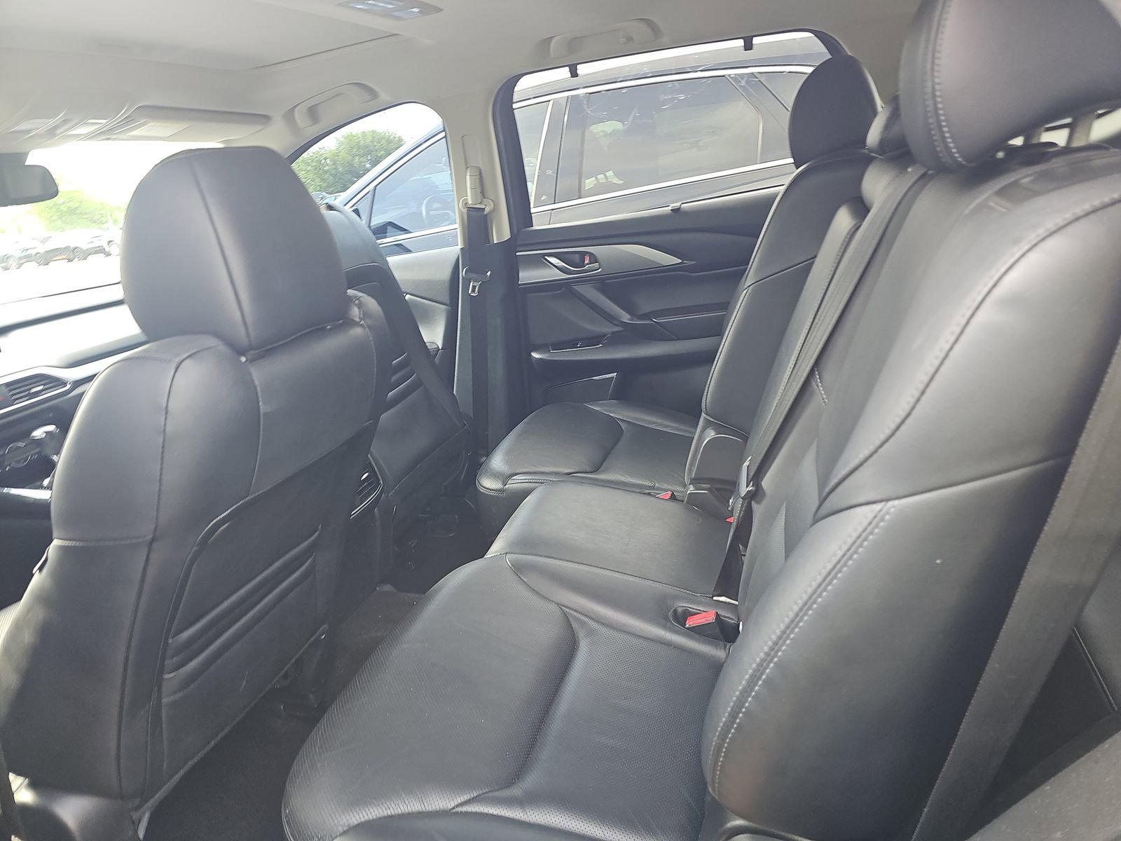 Used 2018 MAZDA CX-9 Touring w/ Touring Premium Package FWD image 16