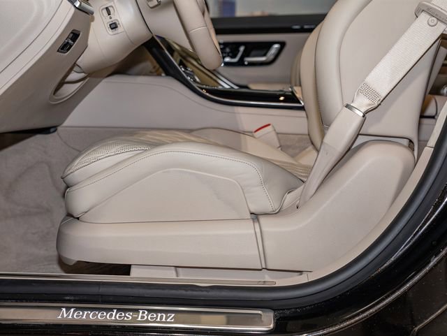 Certified 2022 Mercedes-Benz S 580 4MATIC Sedan image 15