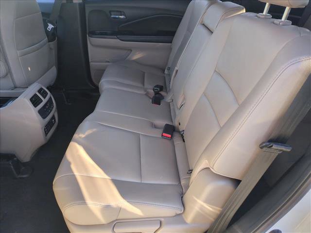 Used 2017 Honda Pilot Touring image 22