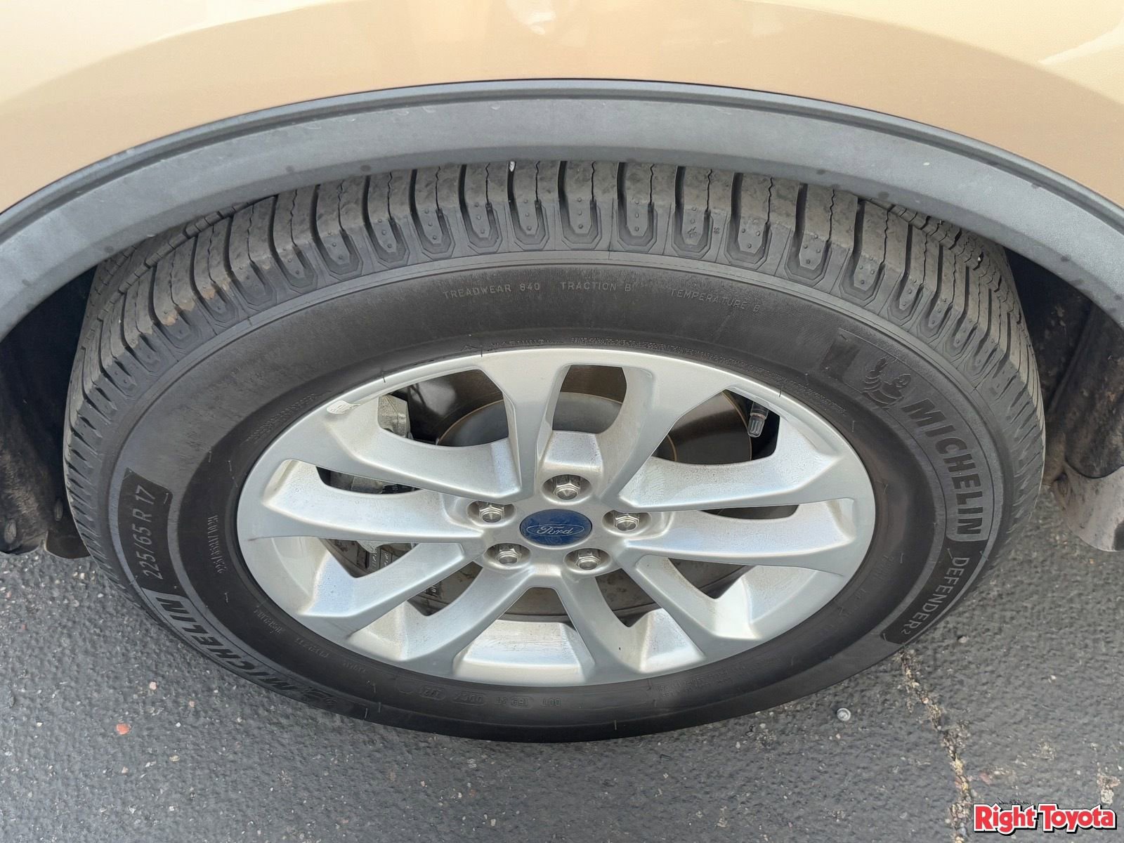 Used 2021 Ford Escape SE w/ Convenience Package image 8