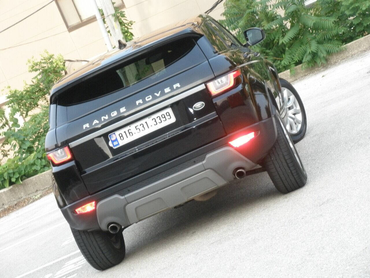 Used 2019 Land Rover Range Rover Evoque image 14