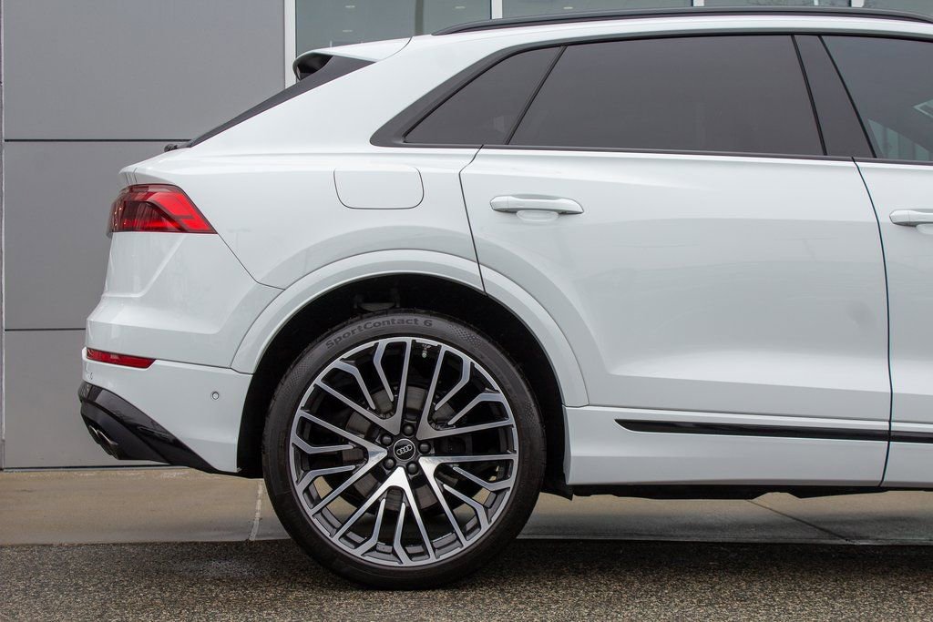 Used 2025 Audi SQ8 Premium Plus w/ 23" Wheel Package image 6