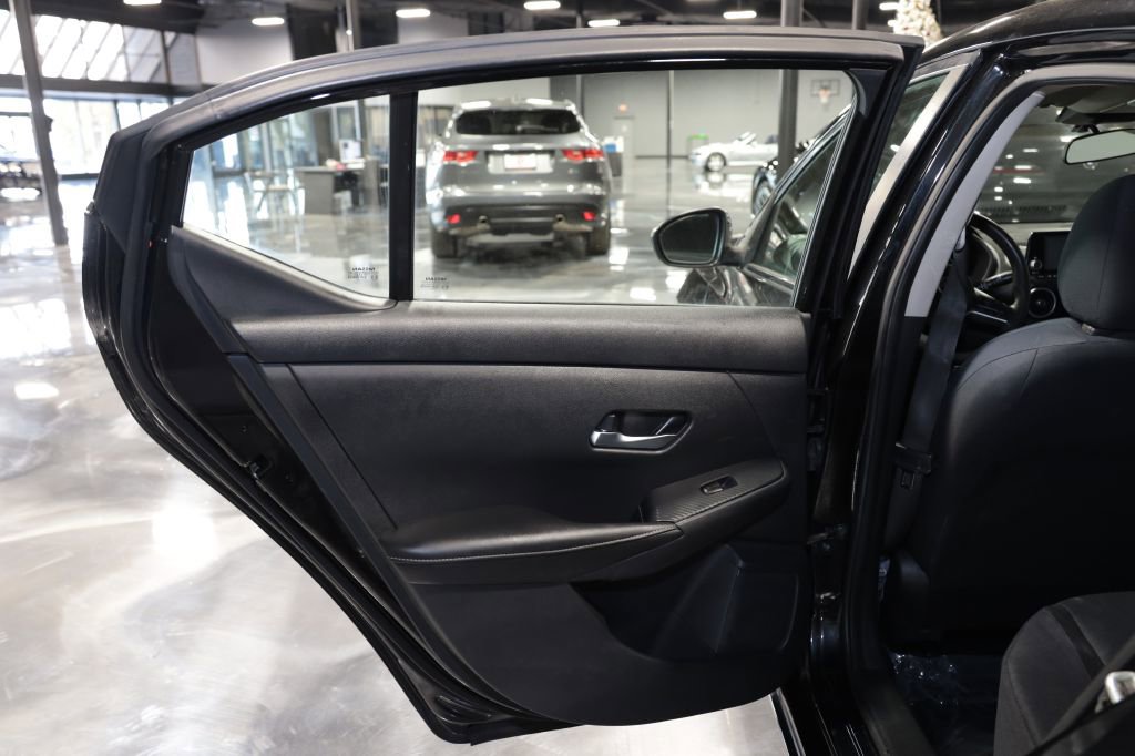 Used 2020 Nissan Sentra S image 16