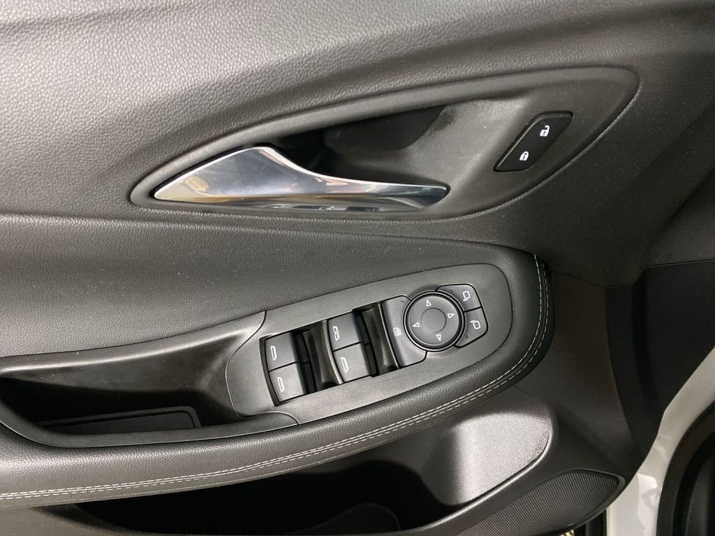 Certified 2023 Buick Encore GX Preferred w/ Cold Weather Comfort Package image 13