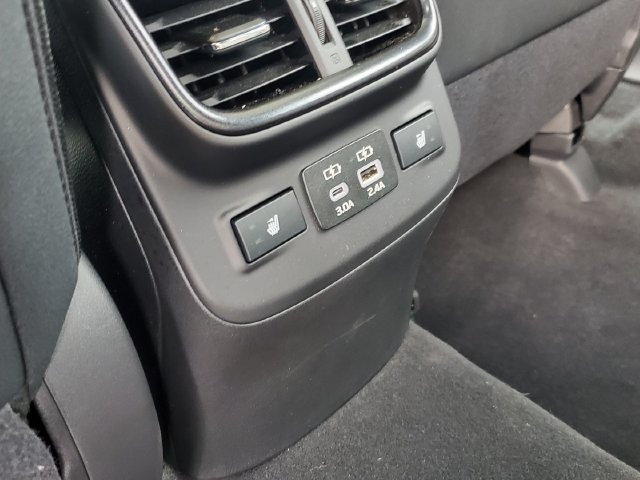 Used 2025 Subaru Outback Wilderness AWD/4WD image 21