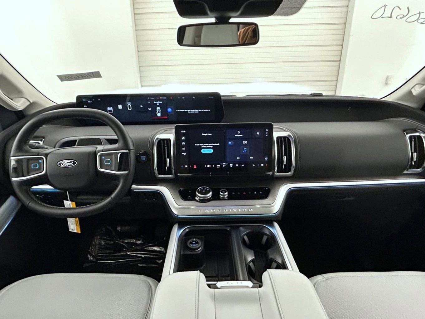 New 2026 Ford Expedition Platinum image 13