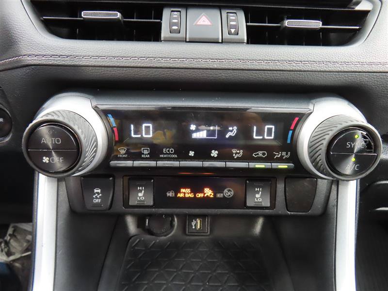 Used 2023 Toyota RAV4 XLE Premium AWD/4WD image 18