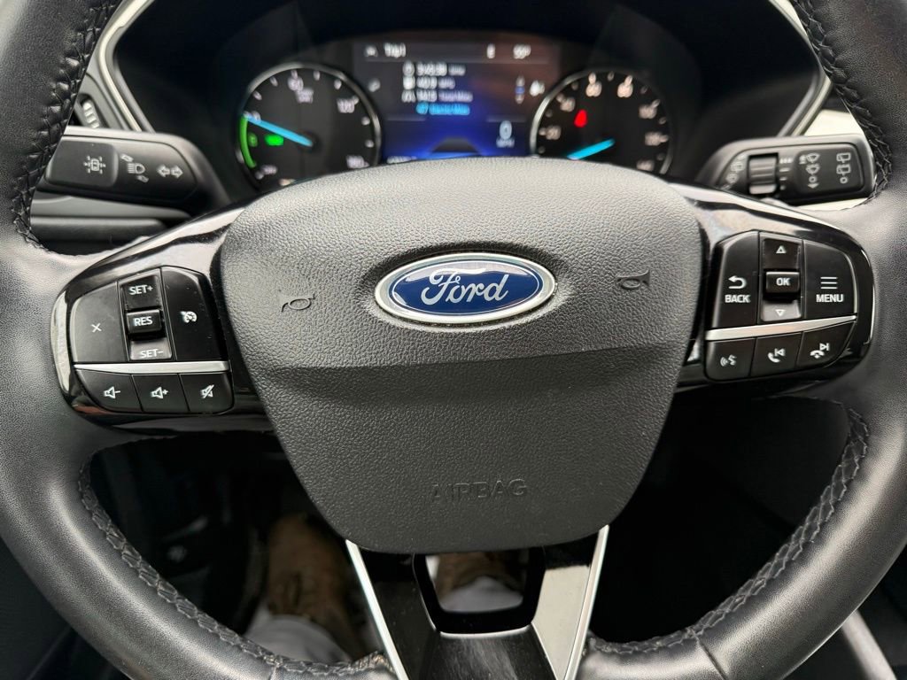 Certified 2021 Ford Escape SE w/ Cold Weather Package image 26