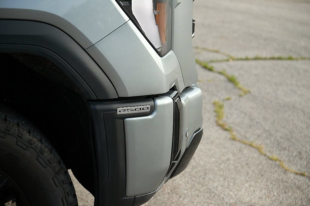 New 2026 GMC Sierra 2500 AT4 w/ AT4 Premium Plus Package AWD/4WD image 15