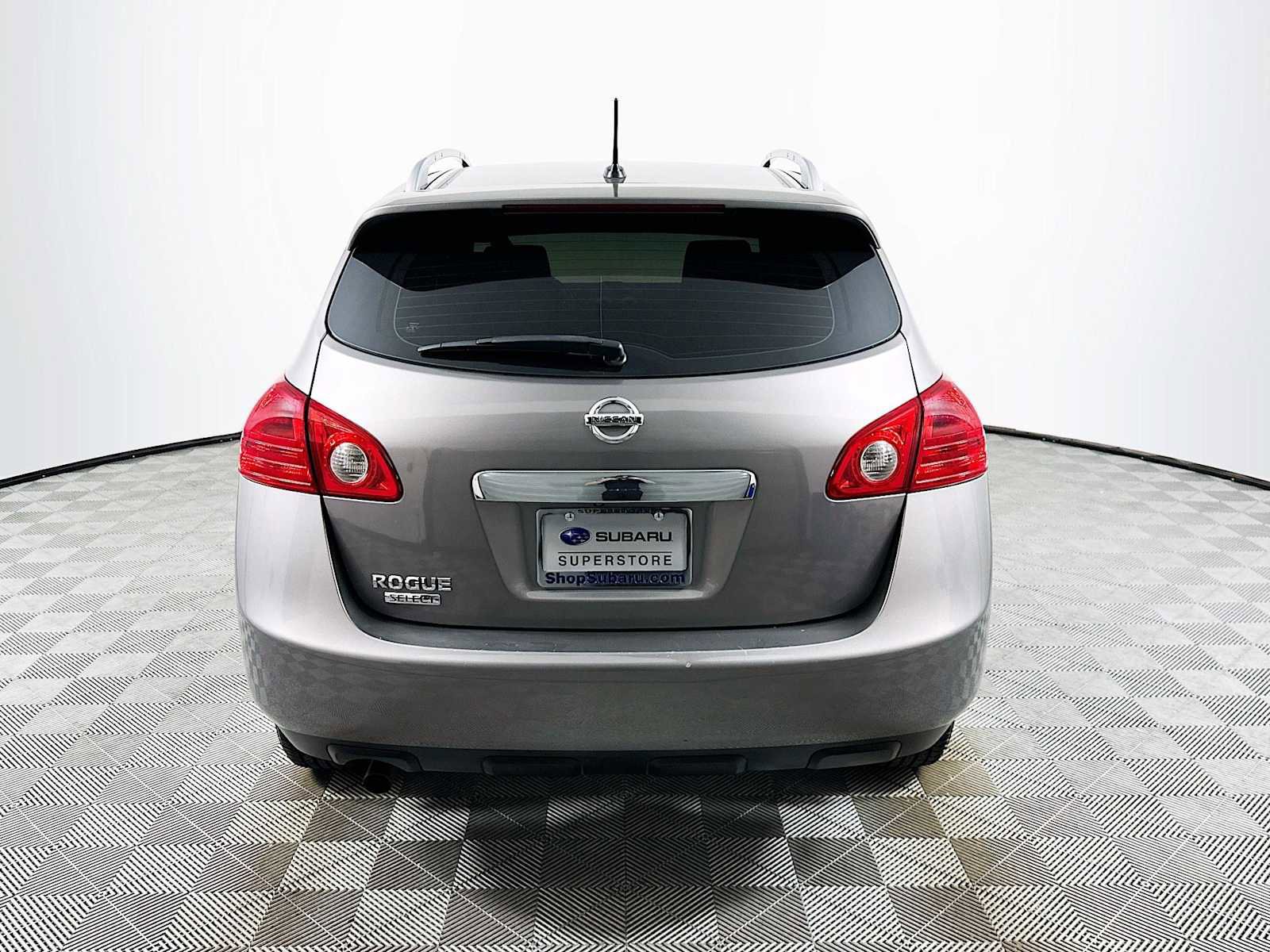 Used 2015 Nissan Rogue S w/ Convenience Package FWD image 6
