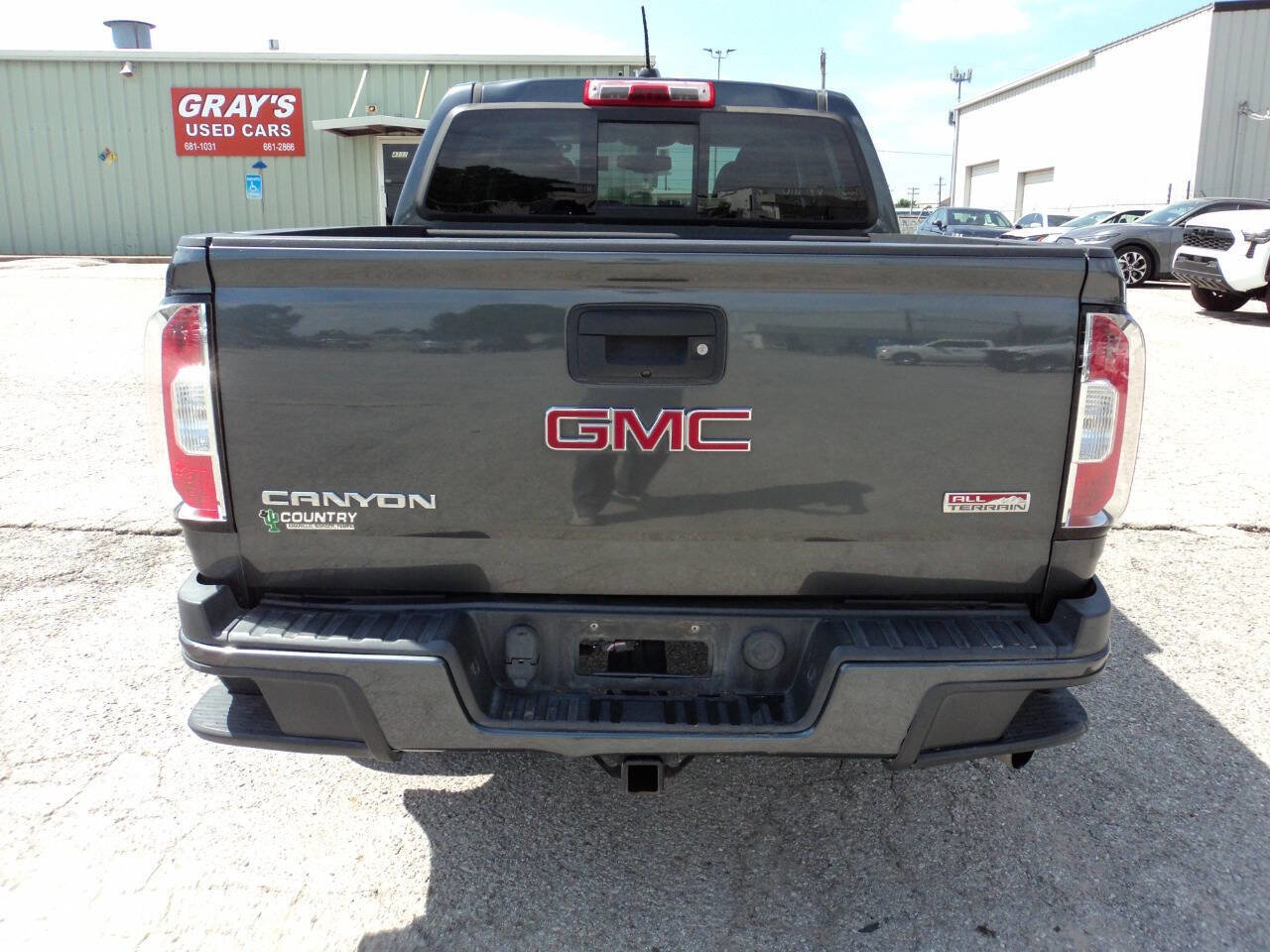 Used 2016 GMC Canyon SLE w/ All Terrain Adventure Package AWD/4WD image 4