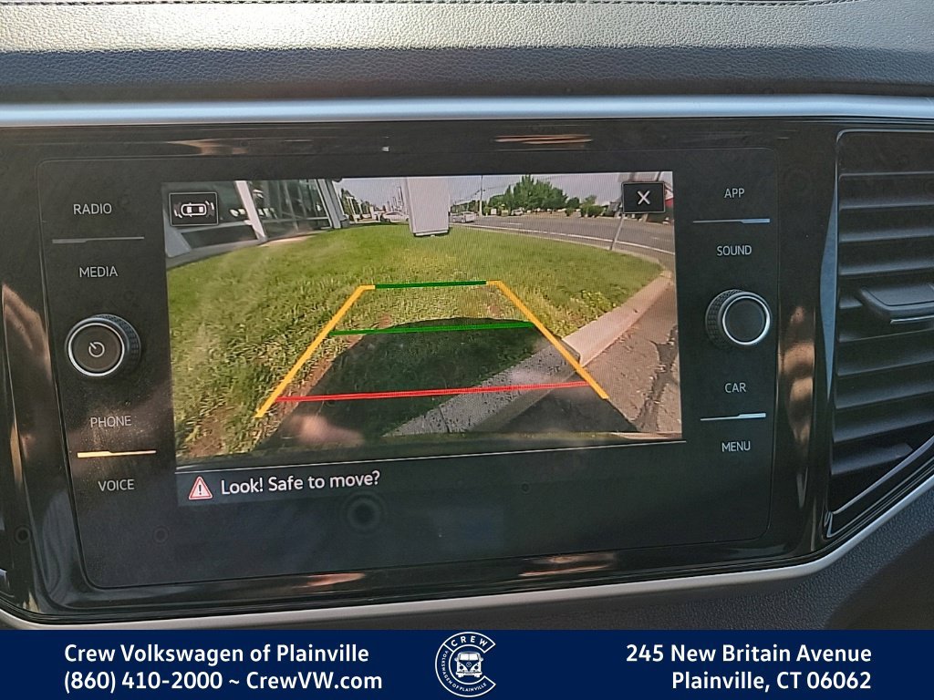 Certified 2023 Volkswagen Atlas Cross Sport SE w/ Panoramic Sunroof Package AWD/4WD image 7