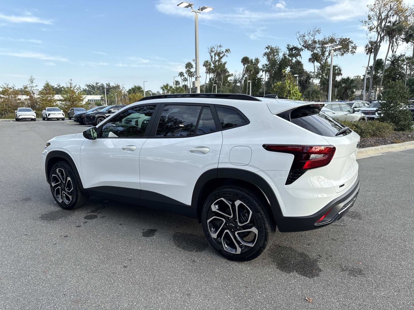 New 2026 Chevrolet Trax RS w/ Sunroof Package image 5