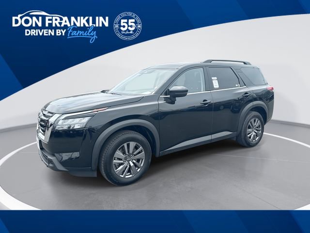 Certified 2025 Nissan Pathfinder SV FWD image 1