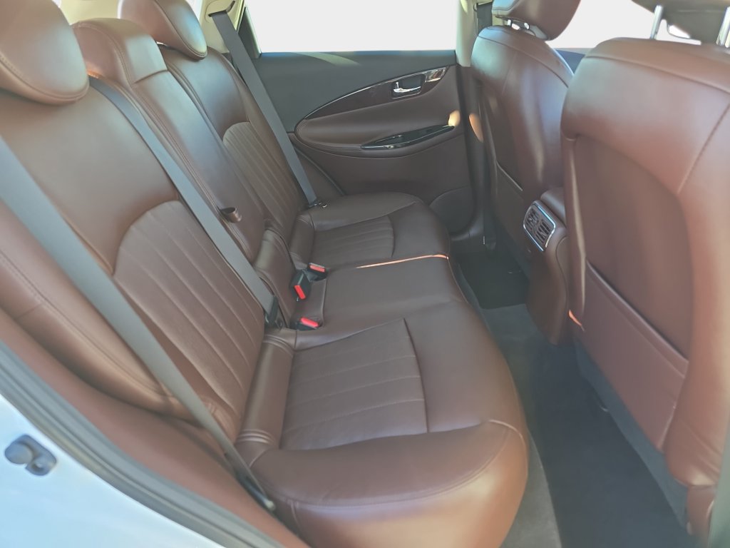 Used 2015 INFINITI QX50 Journey w/ Premium Package RWD image 13