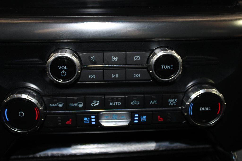 Used 2023 Ford F150 Lariat w/ Max Trailer Tow Package image 49