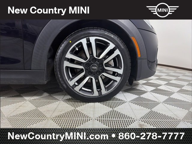 Used 2021 MINI Cooper S image 9