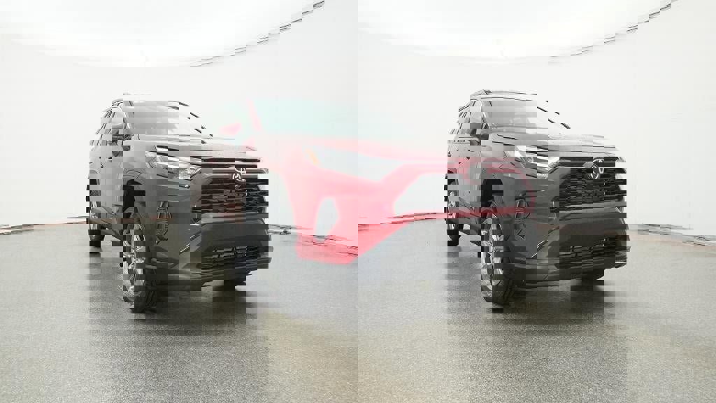 New 2025 Toyota RAV4 XLE image 30