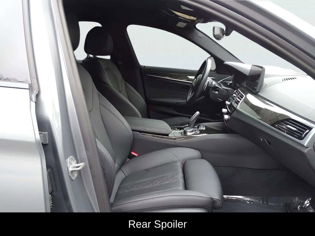 Used 2023 BMW 530i w/ M Sport Package image 17