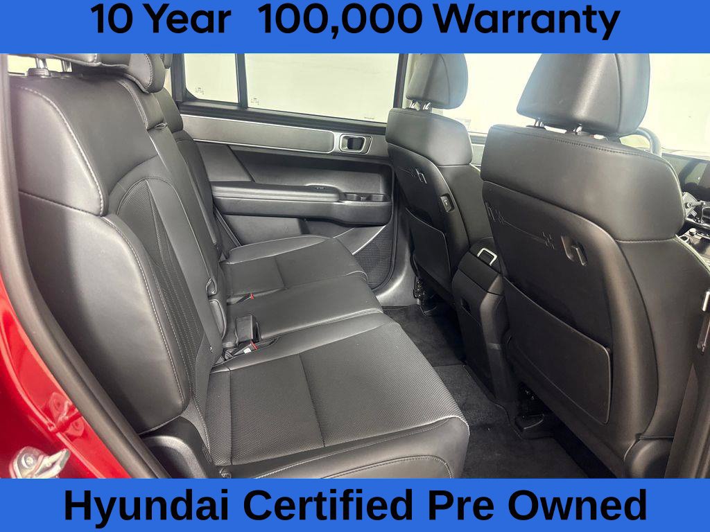 Used 2025 Hyundai Santa Fe SEL FWD image 8