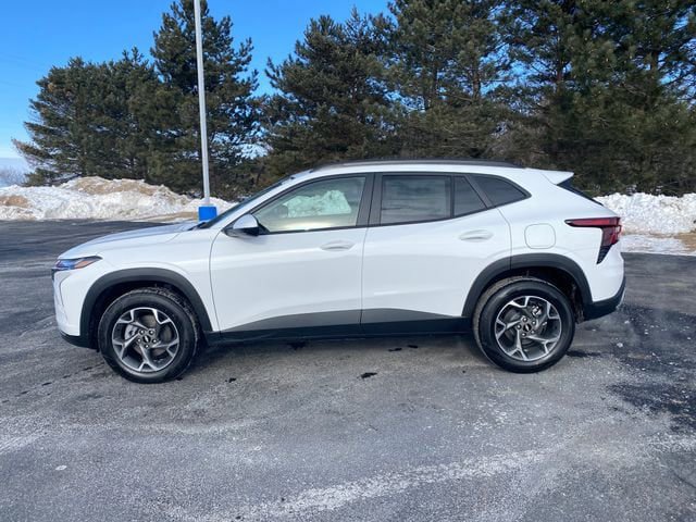 New 2026 Chevrolet Trax LT w/ Driver Confidence Package video 2