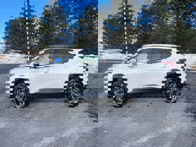 New 2026 Chevrolet Trax LT w/ Driver Confidence Package image 2