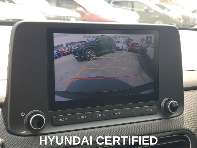 Certified 2022 Hyundai Kona SE FWD image 17