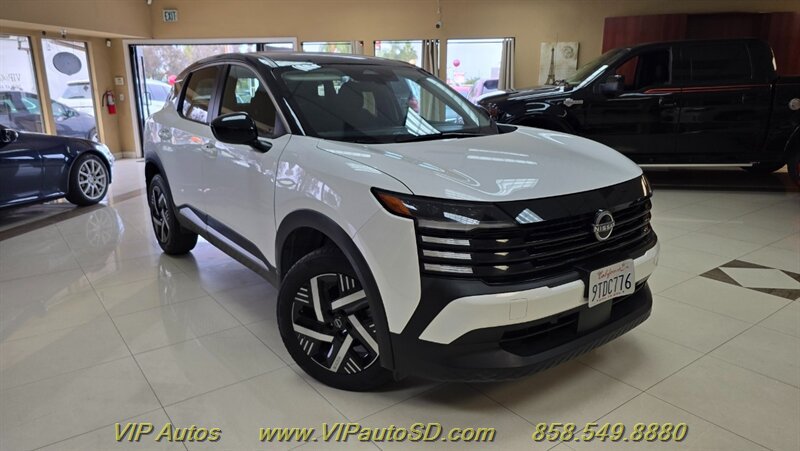 Used 2025 Nissan Kicks SV
