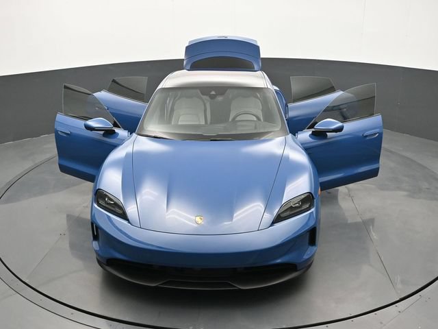 Certified 2025 Porsche Taycan AWD/4WD image 32