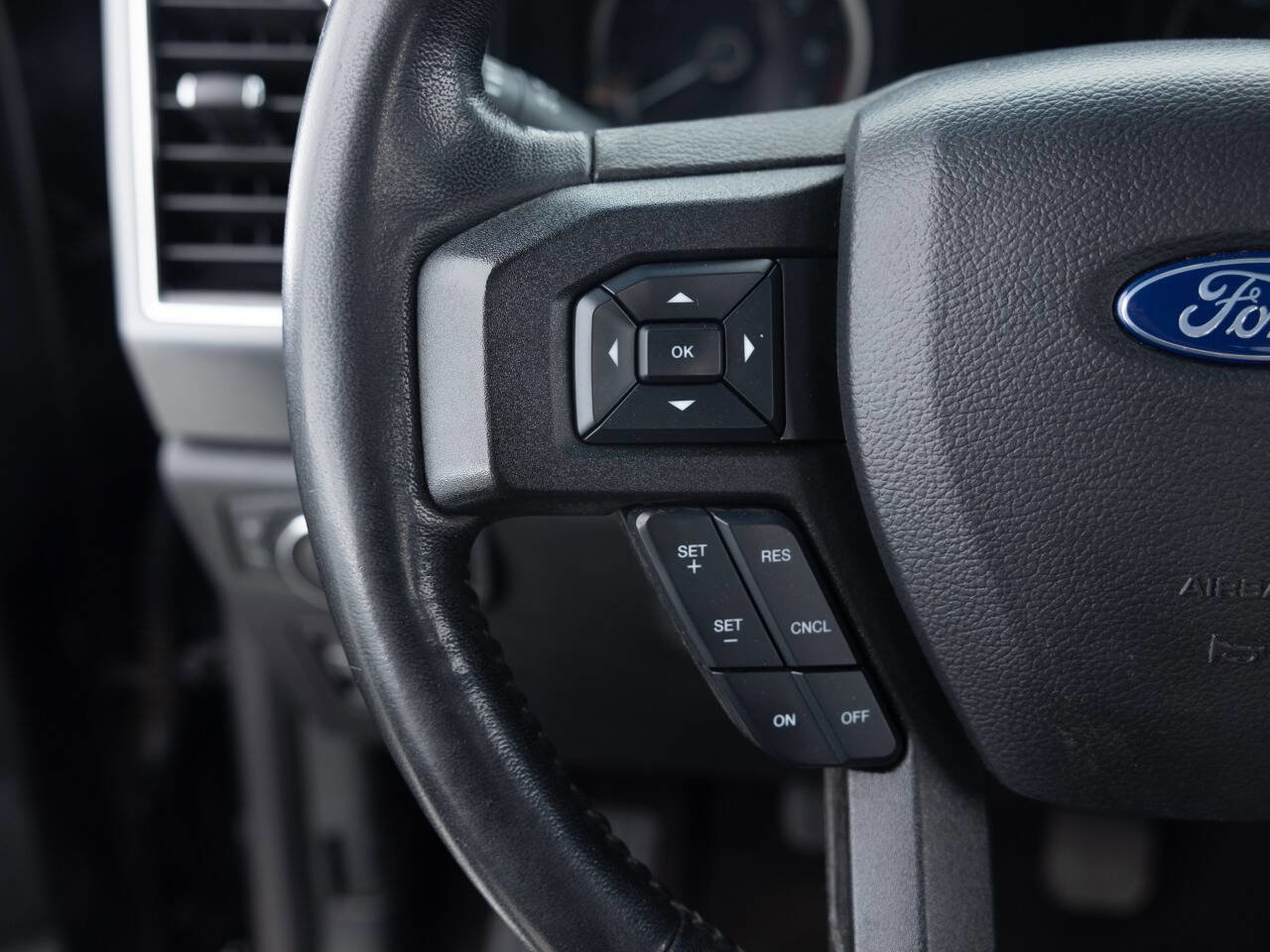 Used 2018 Ford F150 XLT w/ Equipment Group 302A Luxury image 42