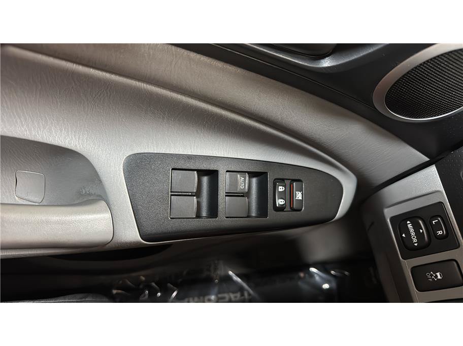 Used 2014 Toyota Tacoma PreRunner w/ TRD Off-Road Package RWD image 38