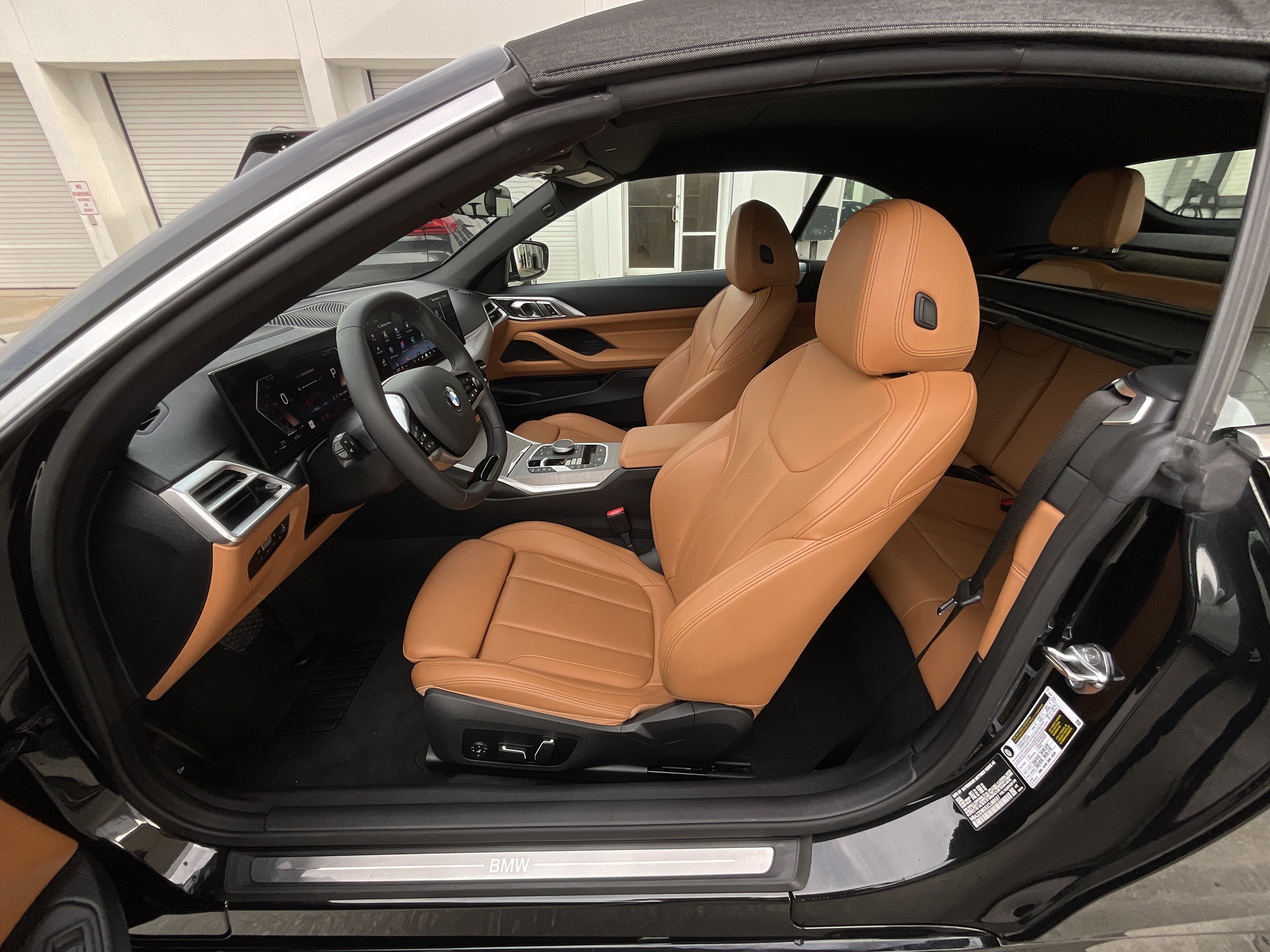 Used 2025 BMW 430i Convertible w/ Premium Package RWD image 15